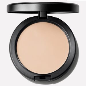 MAC STUDIO FIX POWDER PLUS FOUNDATION